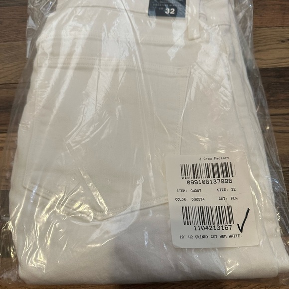 Jcrew factory 10" high-rise white skinny jean AW387, Size 32 - Picture 2 of 2
